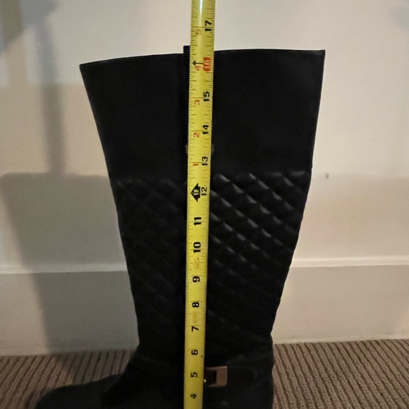 Adrienne Vittadini quilted boots size 8.5 in black - Picture 11 of 11